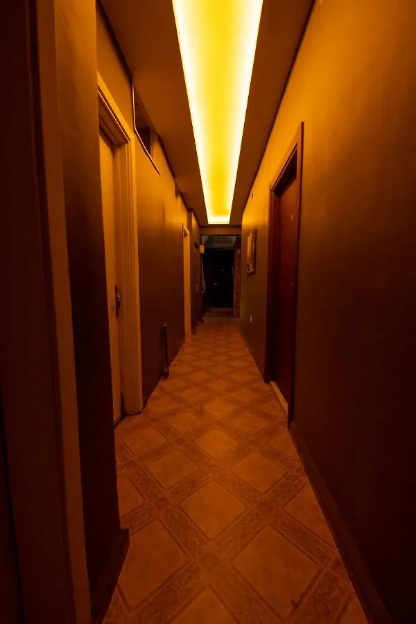 Evin Suit Hotel Istanbul 2*,